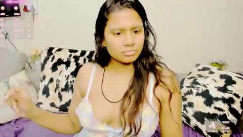 Snapshot of indianflame chatting on 12-23-24, 05:00 PARADISEQUEEN online show from 12-23-24, 05:00