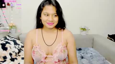 Snapshot of indianflame chatting on 01-20-25, 02:25 PARADISEQUEEN online show from 01-20-25, 02:25