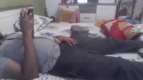 indianhotguy12345123 online show from 04-12-26, 01:16