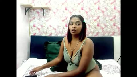 Snapshot of indianmystica694u chatting on 10-01-25, 07:36 indianmystica694u online show from 10-01-25, 07:36