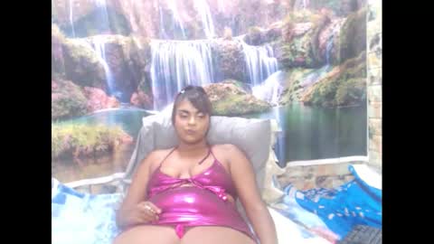 Snapshot of indianmystica694u chatting on 10-15-25, 10:37 indianmystica694u online show from 10-15-25, 10:37