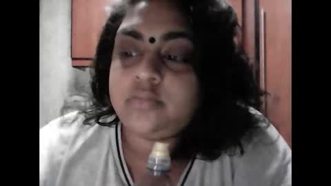 Snapshot of indianpooja1027 chatting on 10-31-25, 07:48 indianpooja1027 online show from 10-31-25, 07:48