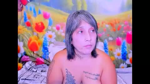 indianroxy27 online show from 04-12-26, 01:27