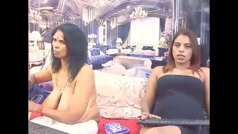 indiansexyass4u2luv online show from 02-16-26, 08:43