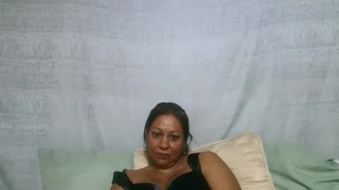 Snapshot of indiansexymilf chatting on 06-26-26, 07:13 candice online show from 06-26-26, 07:13