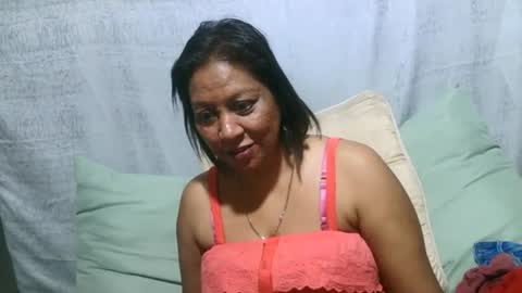 Snapshot of indiansexymilf chatting on 07-07-26, 07:23 candice online show from 07-07-26, 07:23