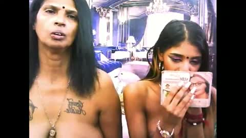 indiansexyslender4u2luv online show from 11-06-25, 10:05