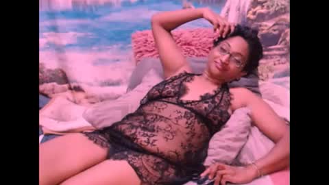 Snapshot of indianspicy69 chatting on 02-01-25, 12:29 Shreya online show from 02-01-25, 12:29