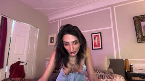 Snapshot of indiantransgirlillinois chatting on 03-23-26, 08:07 Indiantransgirlillinois online show from 03-23-26, 08:07