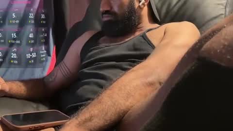 Indiscreet Nils online show from 11-28-25, 02:58