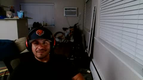 Snapshot of indyman2084 chatting on 06-17-26, 04:15 indyman2084 online show from 06-17-26, 04:15