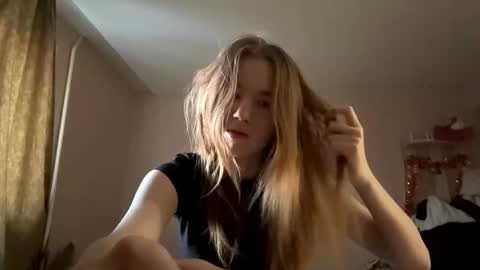 Sofia online show from 03-23-26, 02:10