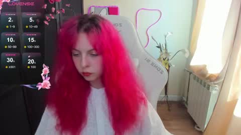 Snapshot of infernokitten chatting on 05-01-26, 01:21 Ilona online show from 05-01-26, 01:21