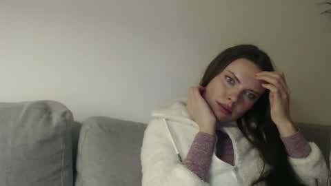 Snapshot of infinitiq45 chatting on 02-22-25, 08:53 Sweet girl online show from 02-22-25, 08:53