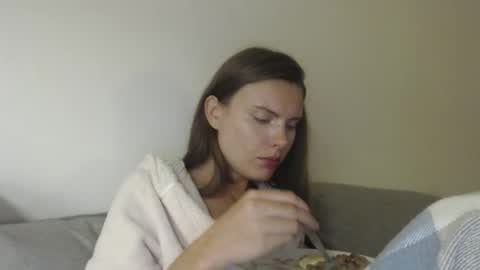 Snapshot of infinitiq45 chatting on 09-13-25, 06:51 Sweet girl online show from 09-13-25, 06:51