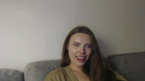 Snapshot of infinitiq45 chatting on 11-10-25, 09:36 Sweet girl online show from 11-10-25, 09:36