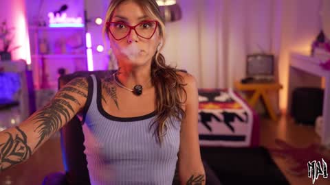 MAL ---  online show from 10-10-25, 11:26