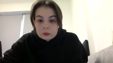 Snapshot of ingawell chatting on 10-31-25, 06:47 Inga online show from 10-31-25, 06:47