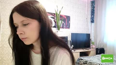 Emma online show from 10-18-25, 10:05