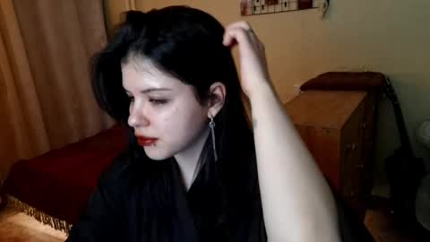 Mia online show from 03-24-26, 02:11