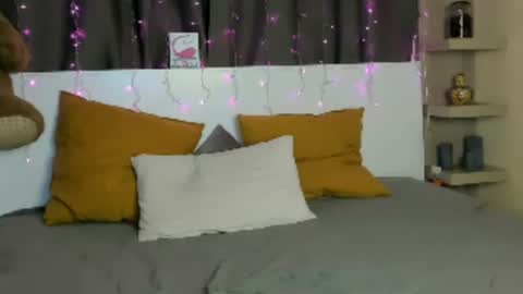 Snapshot of ininitykittyx chatting on 06-22-26, 11:35 IninityKittyx online show from 06-22-26, 11:35