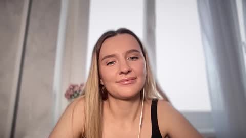 Snapshot of iniva05 chatting on 03-14-26, 12:32 iniva05 online show from 03-14-26, 12:32