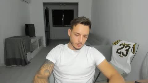 inkedmuscleking online show from 10-20-25, 08:53