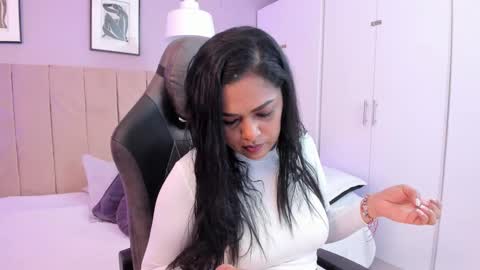 Snapshot of inndrahot chatting on 02-12-25, 03:29 Indra online show from 02-12-25, 03:29