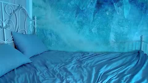 Lina online show from 10-22-25, 12:55