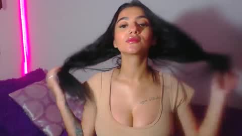 Abril online show from 05-21-26, 10:17