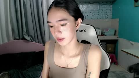 Snapshot of innocent_reign69 chatting on 04-24-26, 06:10 Reign online show from 04-24-26, 06:10