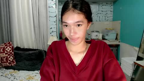 Snapshot of innocent_reign69 chatting on 05-31-26, 06:31 Reign online show from 05-31-26, 06:31
