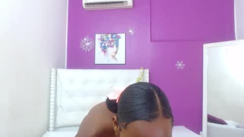 innocent_sexybaby online show from 10-06-25, 08:28