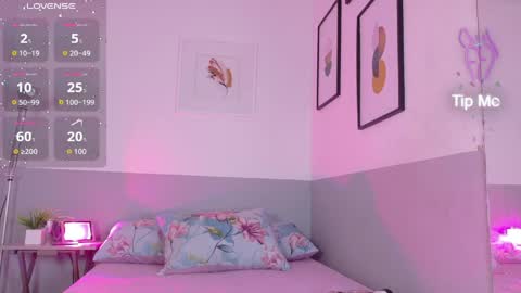 innocenthazel online show from 04-07-26, 02:56