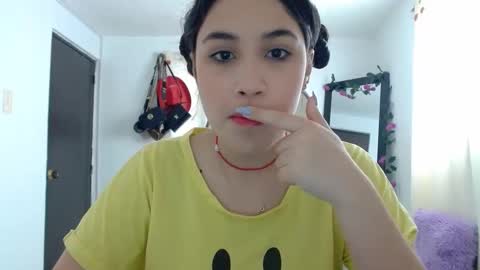 Snapshot of inocentheaven chatting on 12-21-24, 12:38 Celeste online show from 12-21-24, 12:38