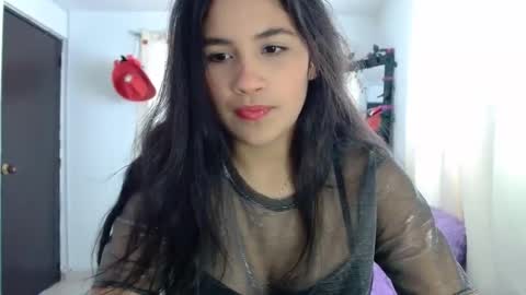 Snapshot of inocentheaven chatting on 02-05-25, 01:00 Celeste online show from 02-05-25, 01:00