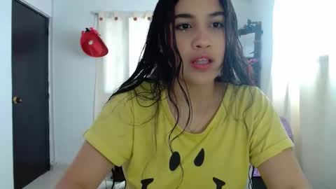 Snapshot of inocentheaven chatting on 02-08-25, 01:22 Celeste online show from 02-08-25, 01:22