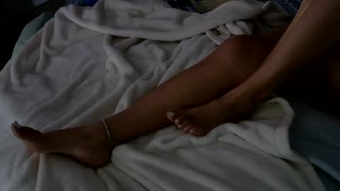 Snapshot of insatiablecpl333 chatting on 01-15-25, 06:19 InsatiableCpl333 online show from 01-15-25, 06:19