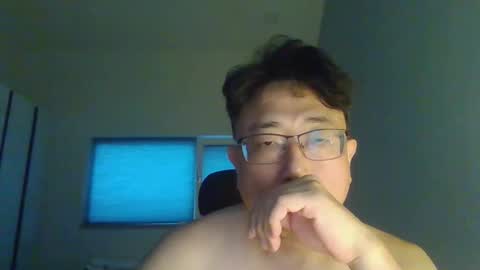 Snapshot of insuclee197641 chatting on 10-06-25, 07:39 insuclee197641 online show from 10-06-25, 07:39