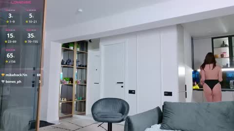 Sofi online show from 10-21-25, 08:42