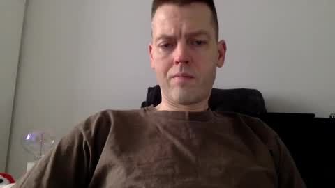 Snapshot of interestedhun chatting on 01-07-25, 11:37 InterestedHun online show from 01-07-25, 11:37