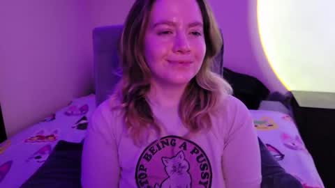 Faye online show from 01-06-26, 06:39