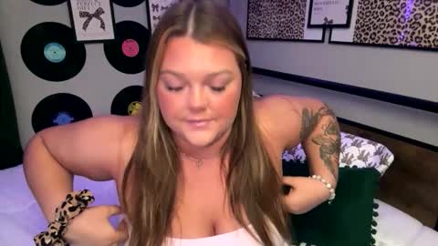 Snapshot of interracialfun379687 chatting on 04-29-26, 03:21 interracialfun379687 online show from 04-29-26, 03:21