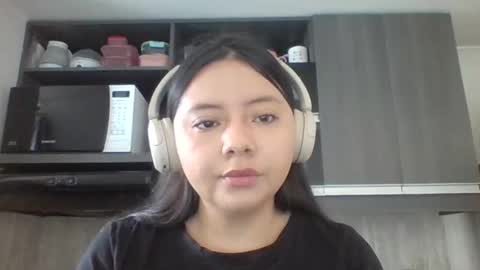 Iris 3 online show from 04-16-26, 02:18