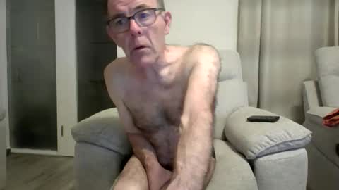 Snapshot of inthemood63 chatting on 05-10-26, 10:26 inthemood63 online show from 05-10-26, 10:26