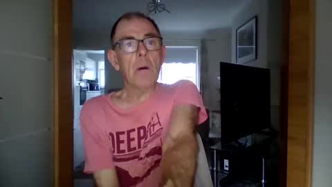 Snapshot of inthemood63 chatting on 06-01-26, 06:42 inthemood63 online show from 06-01-26, 06:42