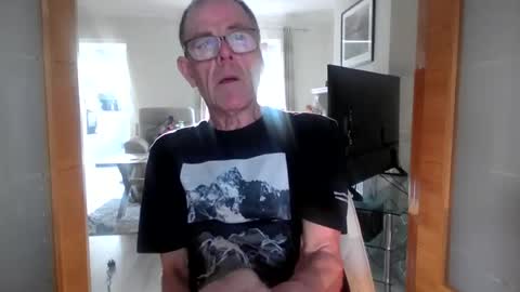 Snapshot of inthemood63 chatting on 07-28-26, 07:26 inthemood63 online show from 07-28-26, 07:26
