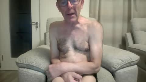 Snapshot of inthemood63 chatting on 07-28-26, 08:52 inthemood63 online show from 07-28-26, 08:52