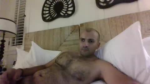 Snapshot of intolder35 chatting on 04-09-26, 10:53 intolder35 online show from 04-09-26, 10:53