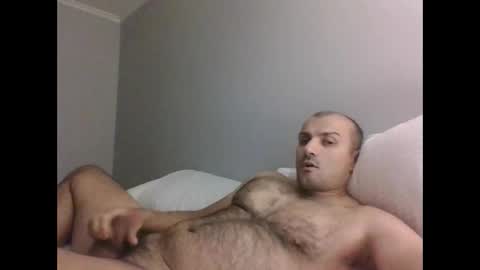 Snapshot of intolder35 chatting on 04-30-26, 01:06 intolder35 online show from 04-30-26, 01:06